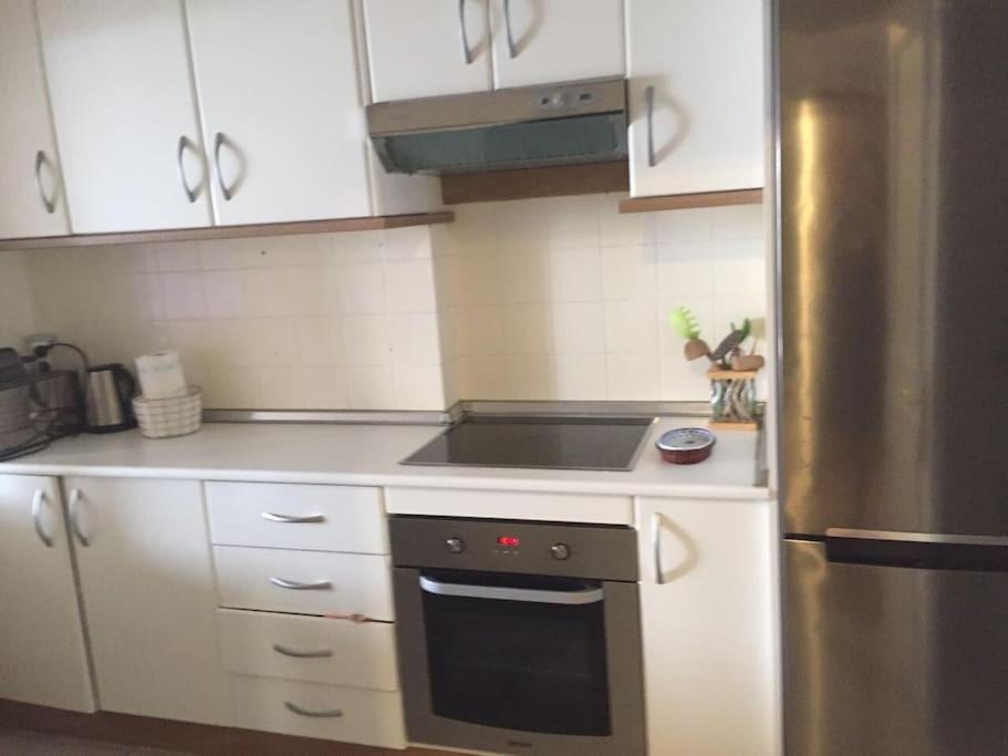 Lovely Next To The Beach - Central Location