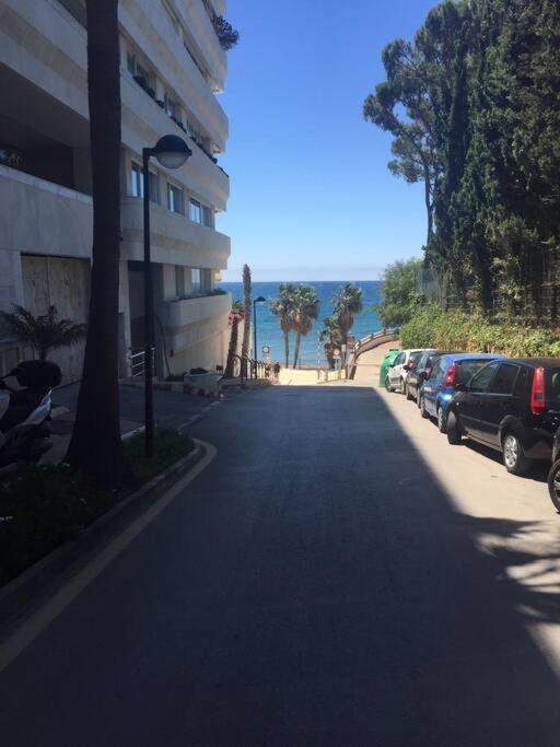 Lovely Next To The Beach - Central Location Apartment Marbella