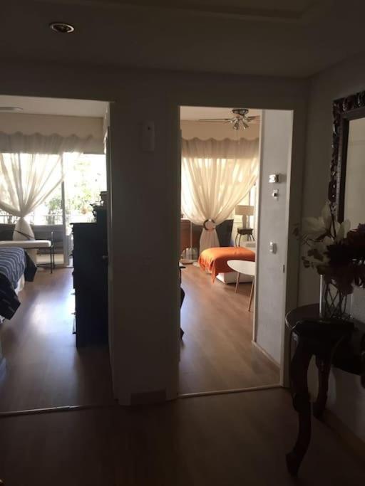 Apartment Lovely Next To The Beach - Central Location *